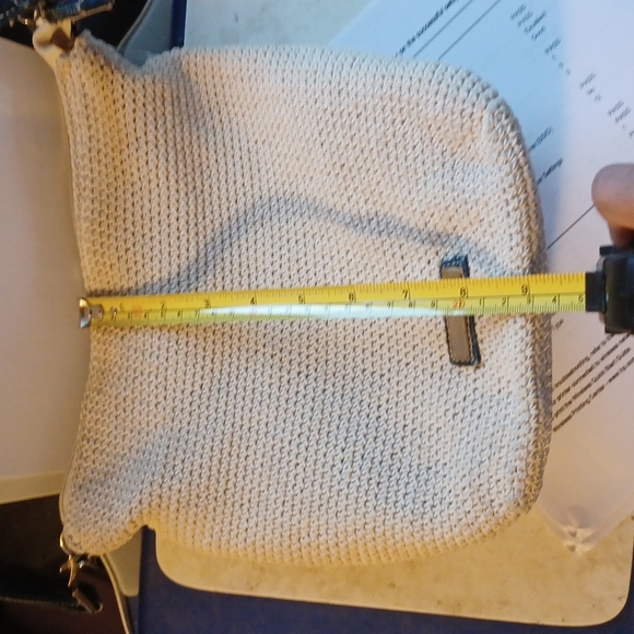 Womans handbag - Picture 2 of 2